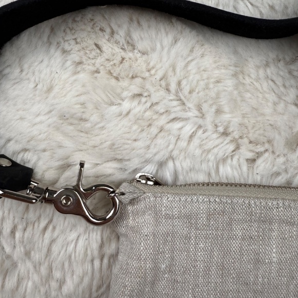 Independent Reign Crossbody Bag in Natural Linen and Black Leather Women's Purse - Picture 3 of 7